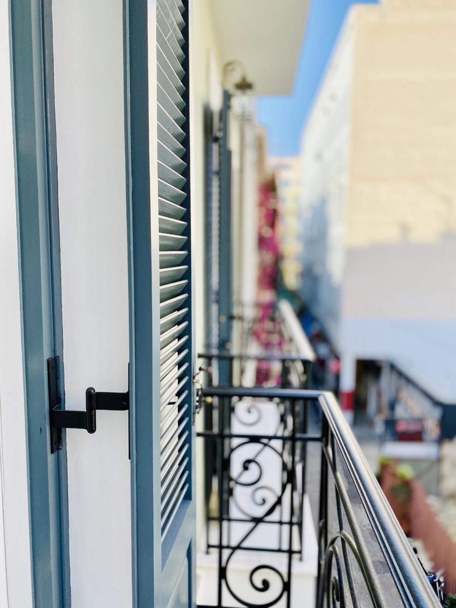 Luxury Studio In Historical Center, Syntagma-Plaka Athen Exterior foto